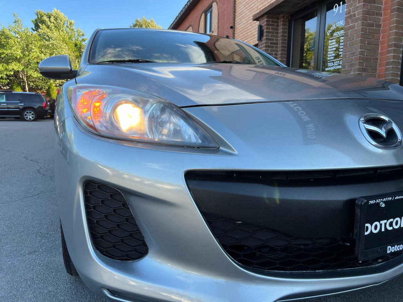 Mazda MAZDA3 i SV AT 4-Door 2013