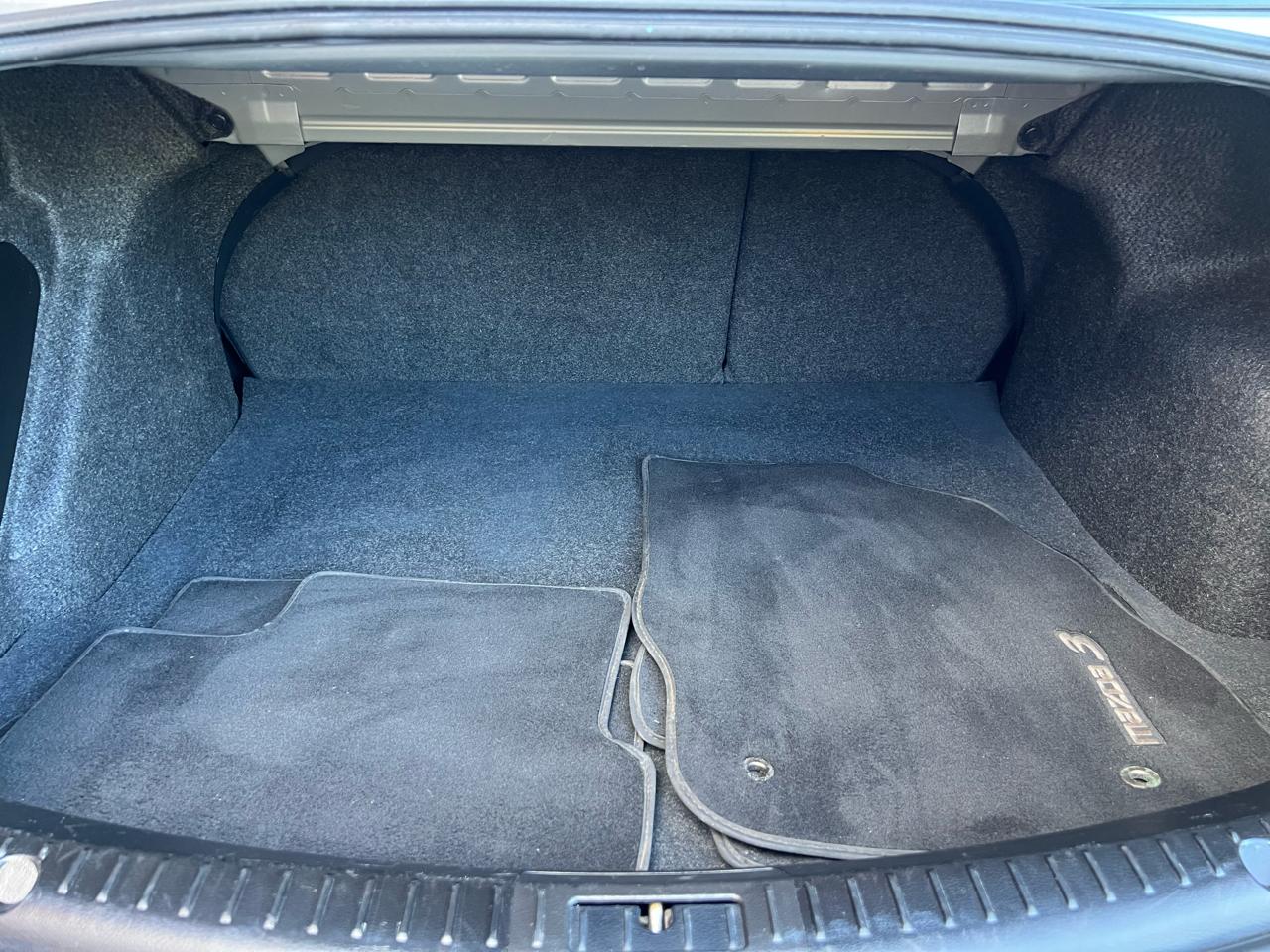 Mazda MAZDA3 i SV AT 4-Door 2013