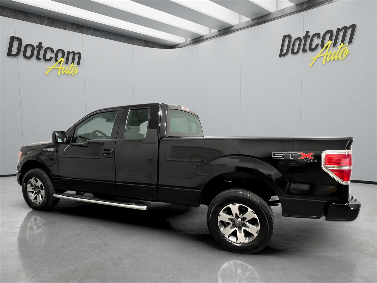 Ford F-150 XLT SuperCab 8-ft. Bed 4WD 2013
