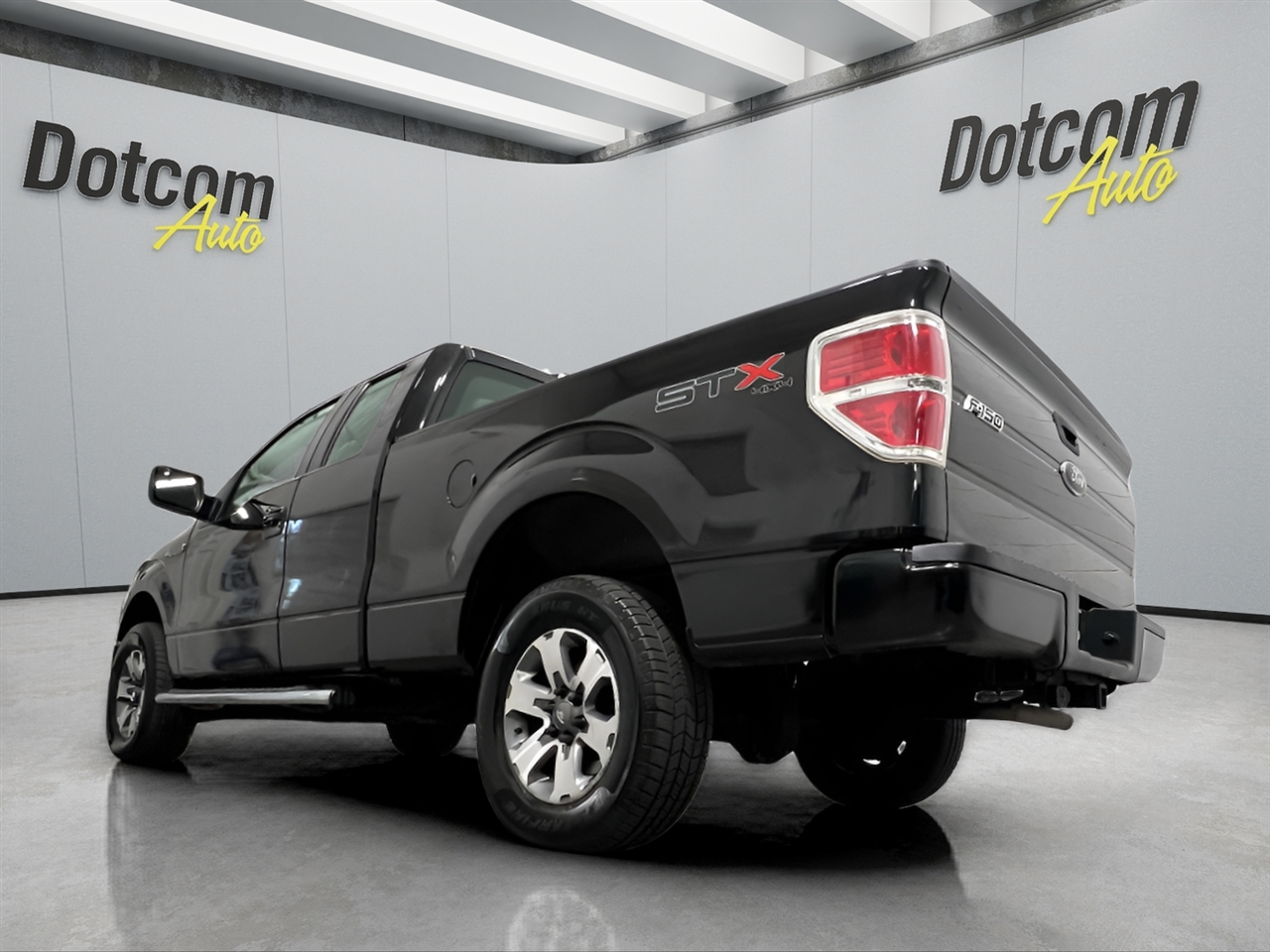 Ford F-150 XLT SuperCab 8-ft. Bed 4WD 2013