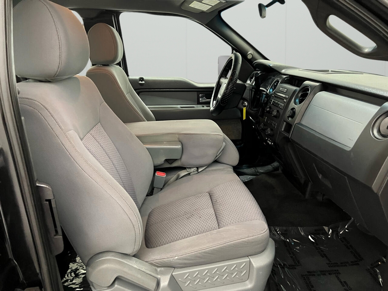 Ford F-150 XLT SuperCab 8-ft. Bed 4WD 2013