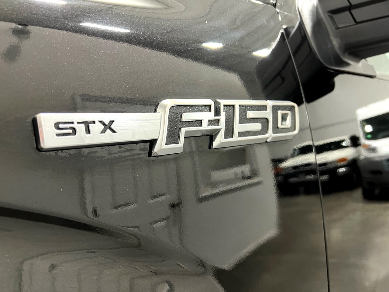 Ford F-150 XLT SuperCab 8-ft. Bed 4WD 2013