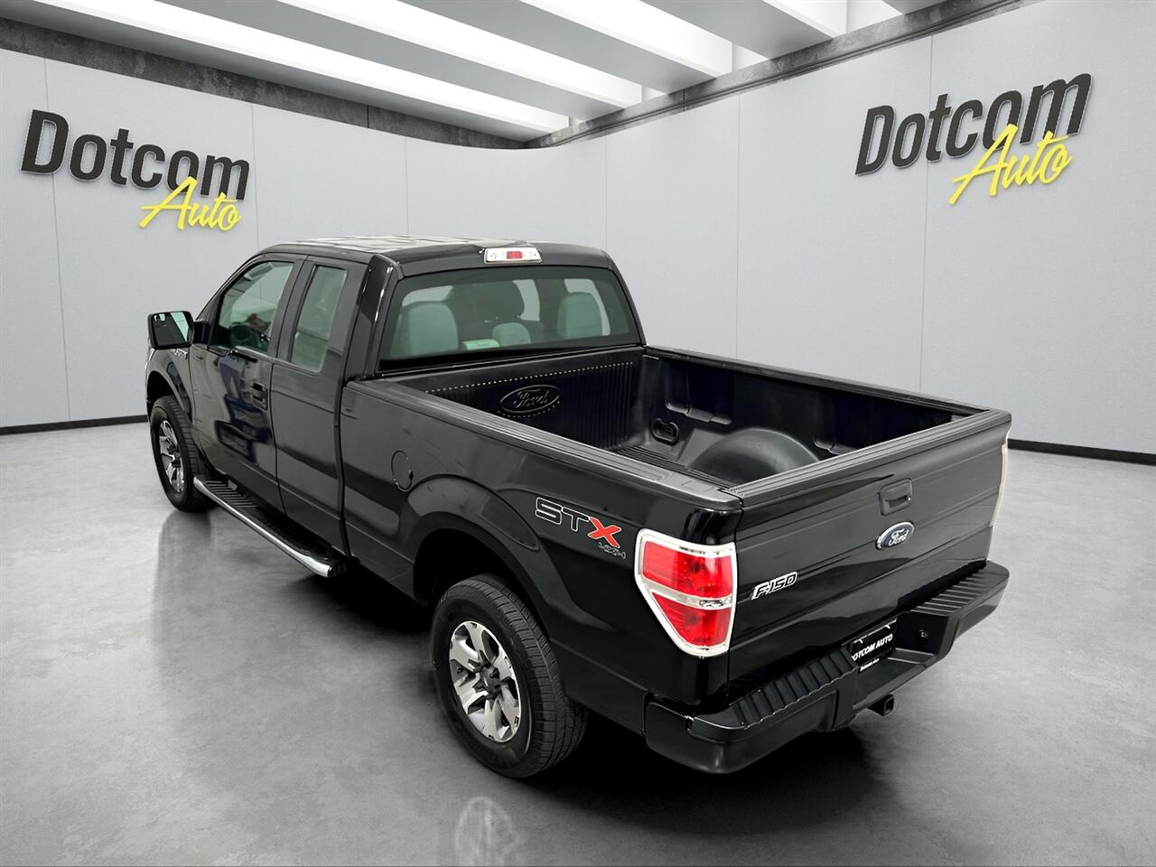 Ford F-150 XLT SuperCab 8-ft. Bed 4WD 2013
