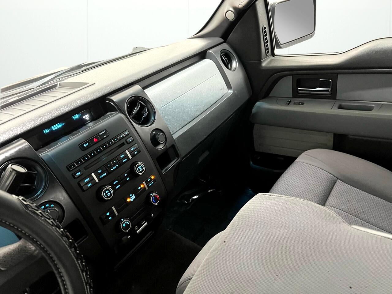 Ford F-150 XLT SuperCab 8-ft. Bed 4WD 2013