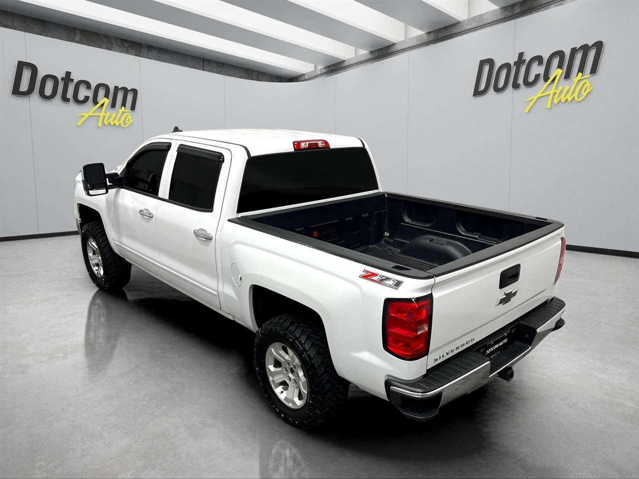 Chevrolet Silverado 1500 LT Crew Cab Long Box 4WD 2015
