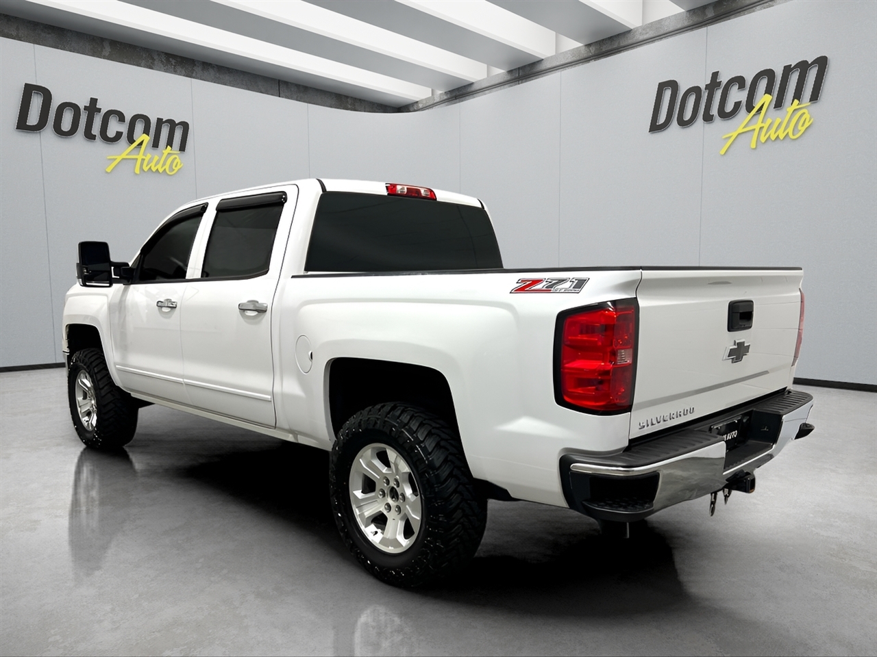 Chevrolet Silverado 1500 LT Crew Cab Long Box 4WD 2015