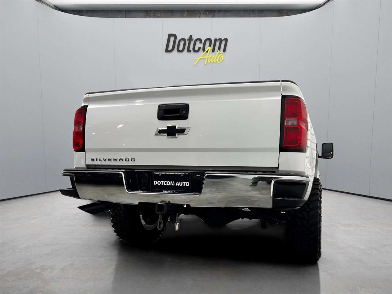 Chevrolet Silverado 1500 LT Crew Cab Long Box 4WD 2015