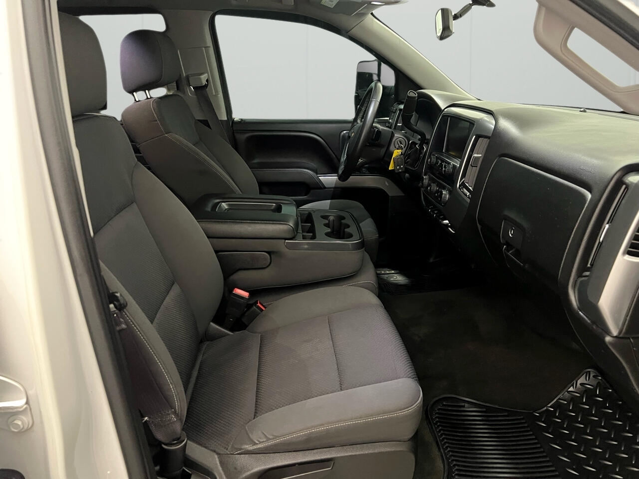 Chevrolet Silverado 1500 LT Crew Cab Long Box 4WD 2015