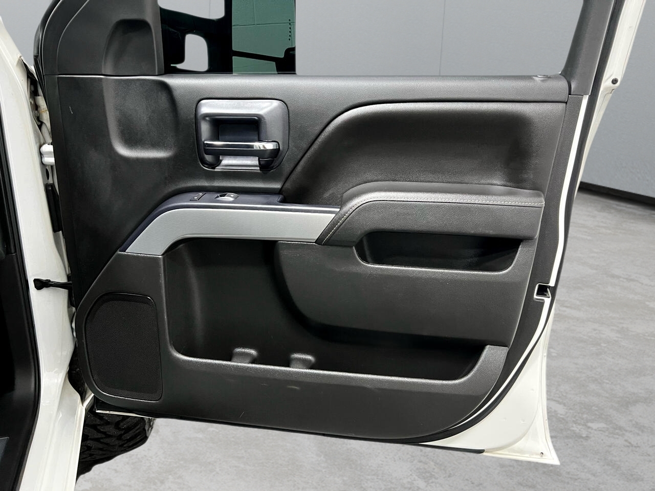 Chevrolet Silverado 1500 LT Crew Cab Long Box 4WD 2015