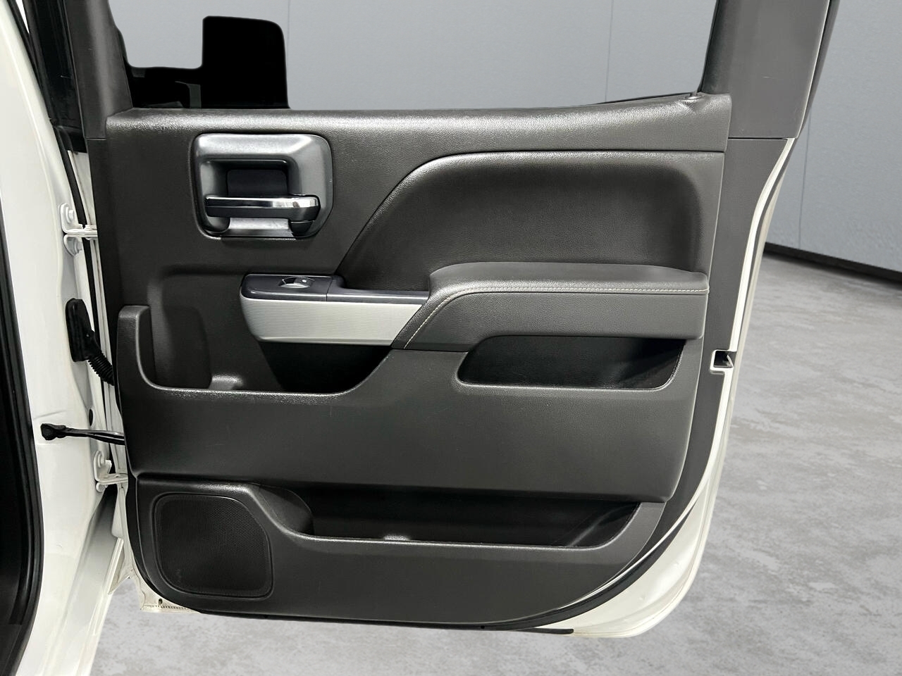 Chevrolet Silverado 1500 LT Crew Cab Long Box 4WD 2015