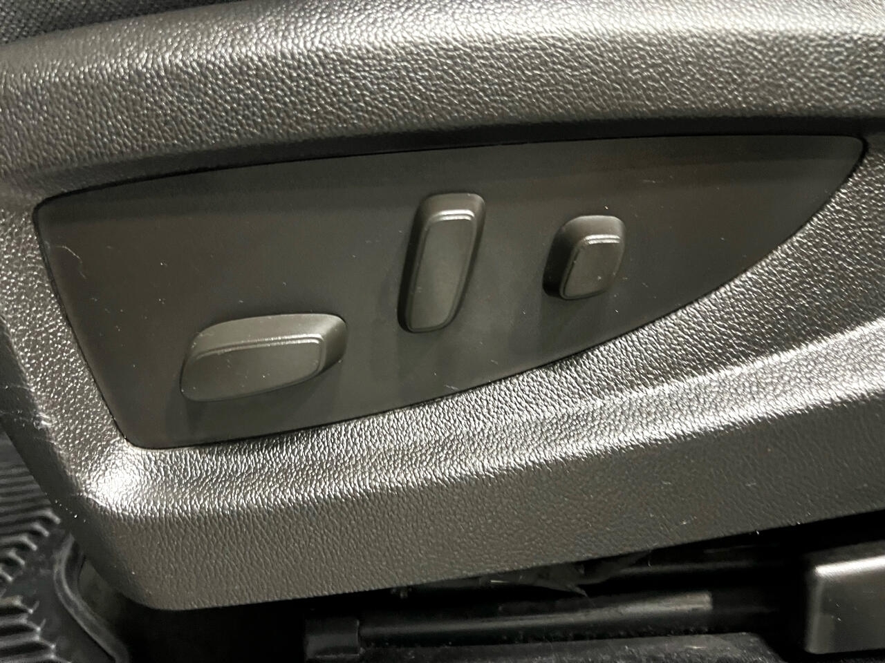 Chevrolet Silverado 1500 LT Crew Cab Long Box 4WD 2015