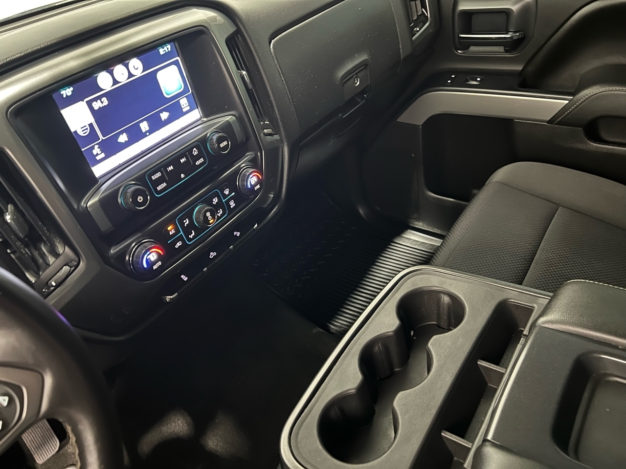 Chevrolet Silverado 1500 LT Crew Cab Long Box 4WD 2015