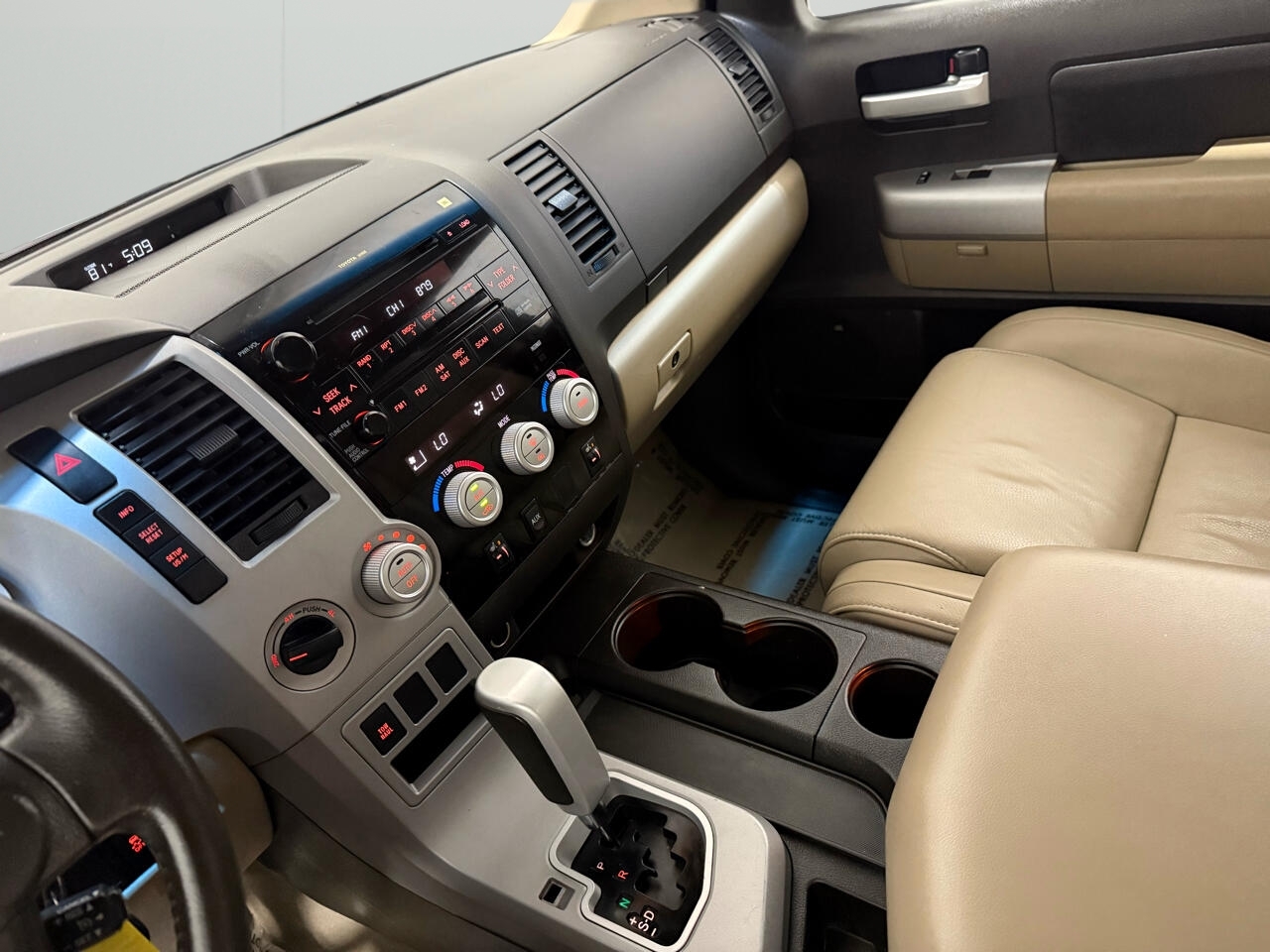 Toyota Tundra Limited Double Cab 6AT 4WD 2007