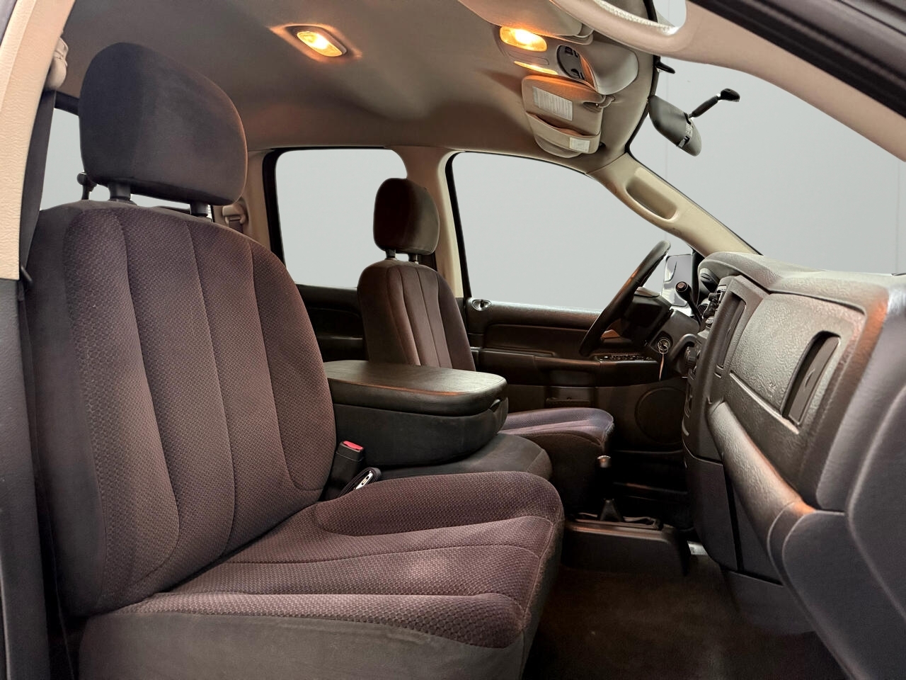 Dodge Ram 3500 ST Quad Cab Long Bed 4WD 2004