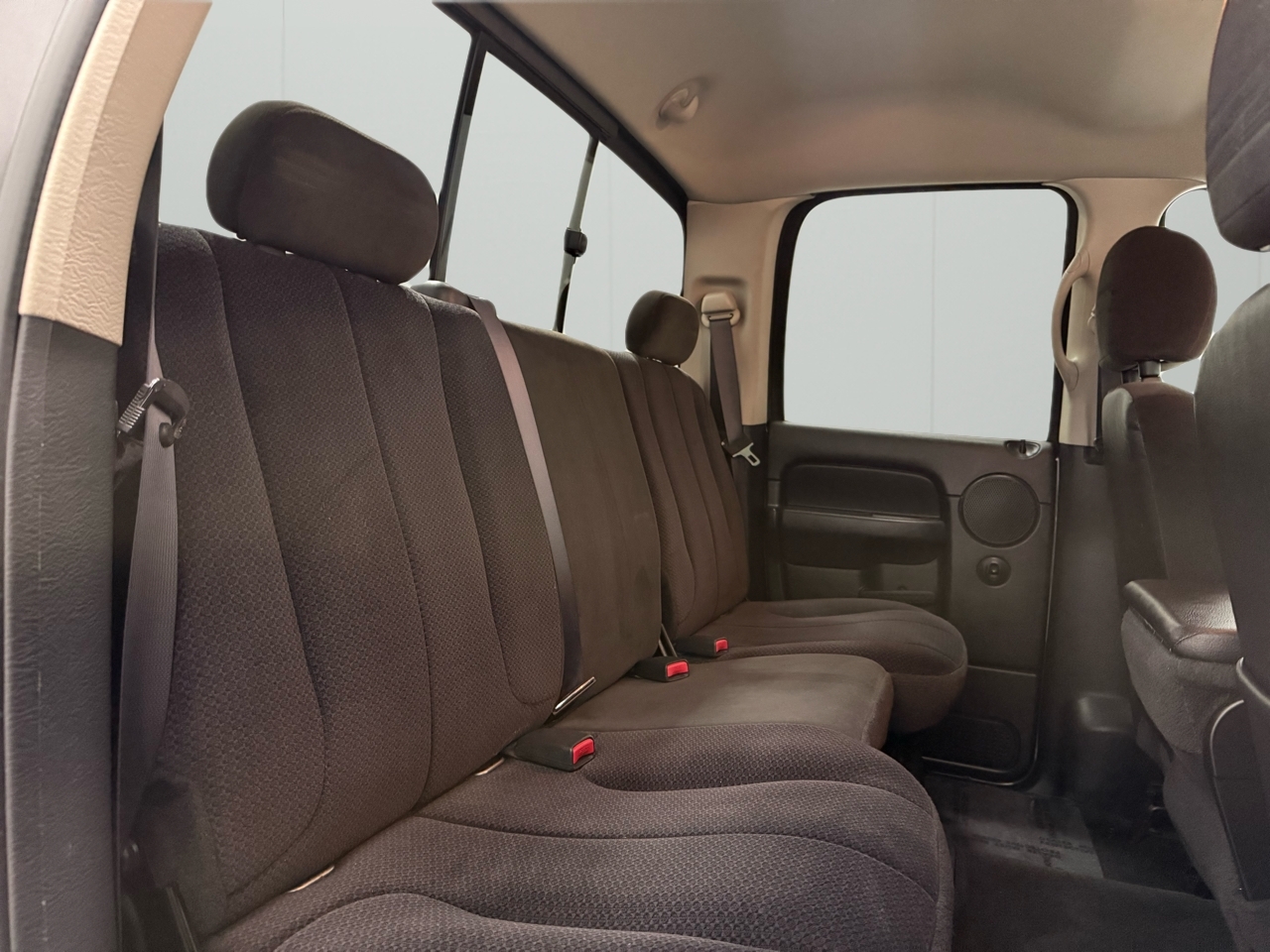 Dodge Ram 3500 ST Quad Cab Long Bed 4WD 2004