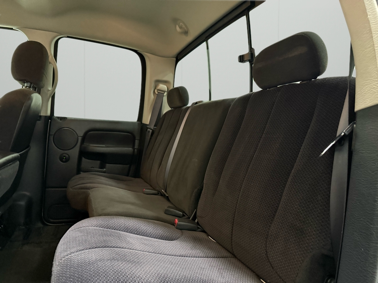 Dodge Ram 3500 ST Quad Cab Long Bed 4WD 2004