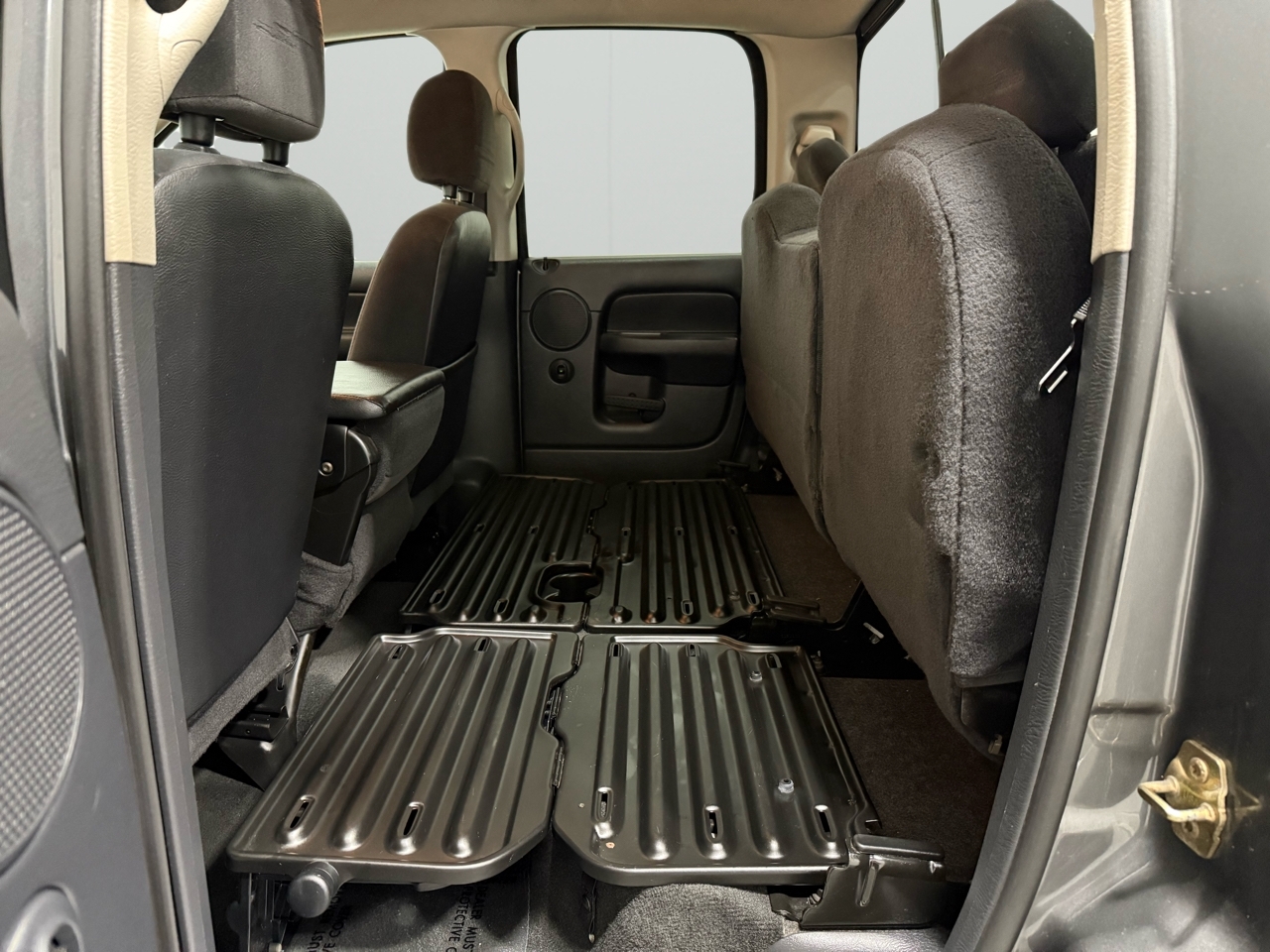 Dodge Ram 3500 ST Quad Cab Long Bed 4WD 2004