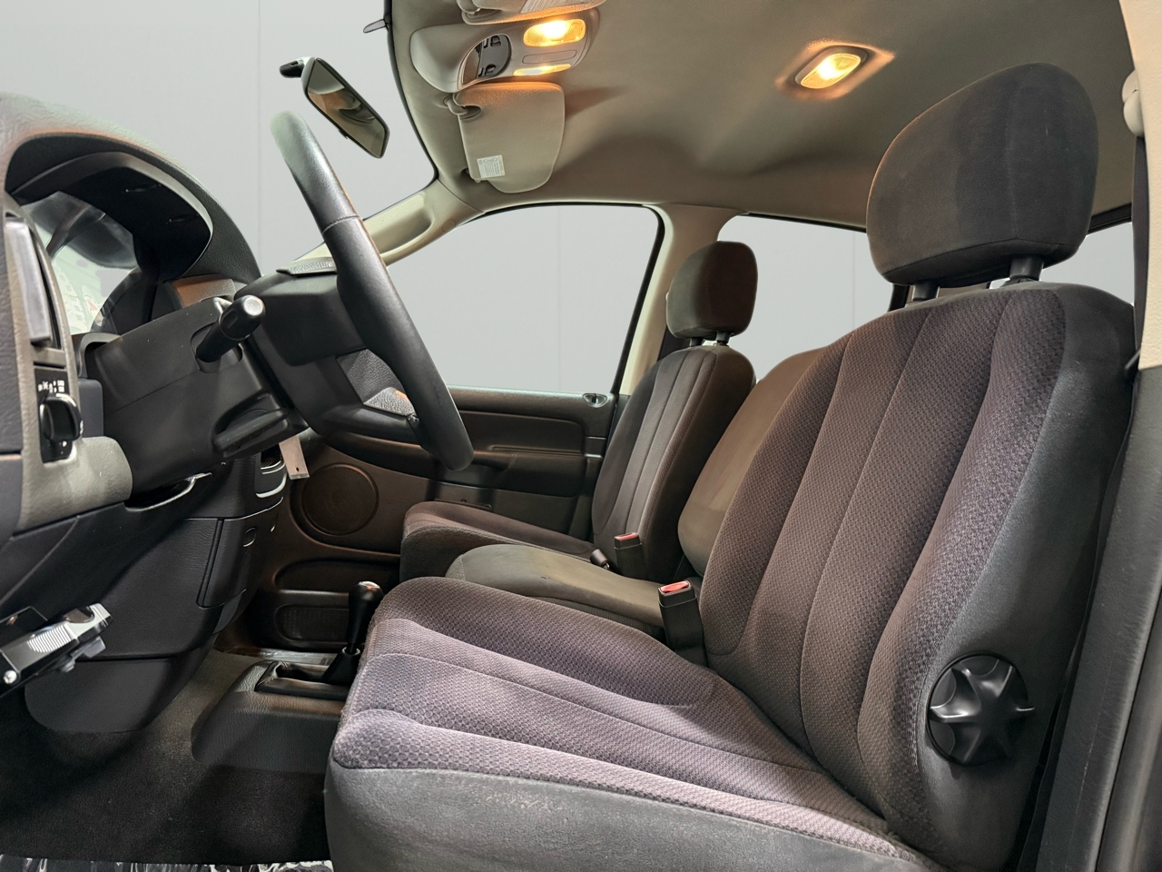 Dodge Ram 3500 ST Quad Cab Long Bed 4WD 2004