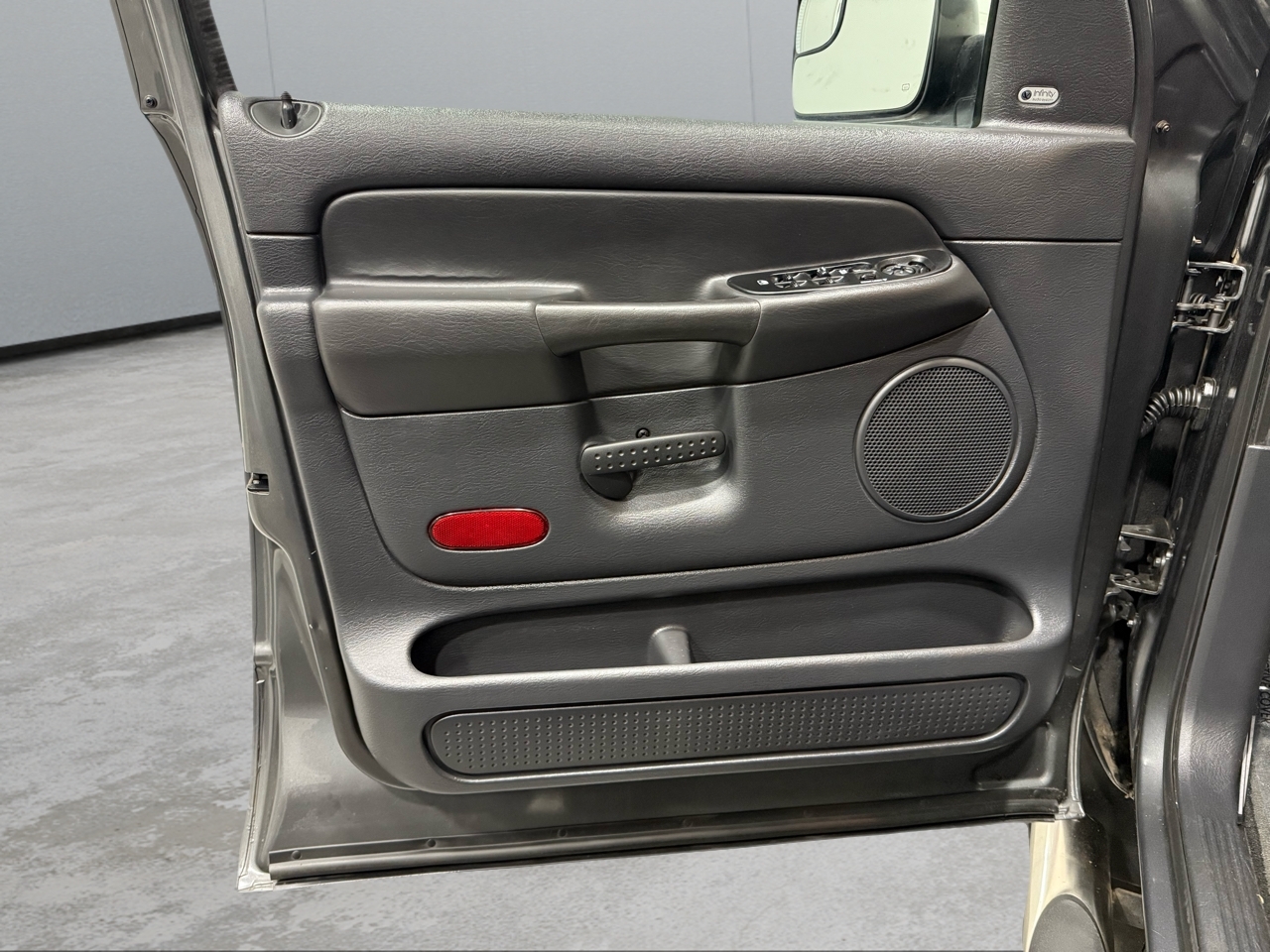 Dodge Ram 3500 ST Quad Cab Long Bed 4WD 2004