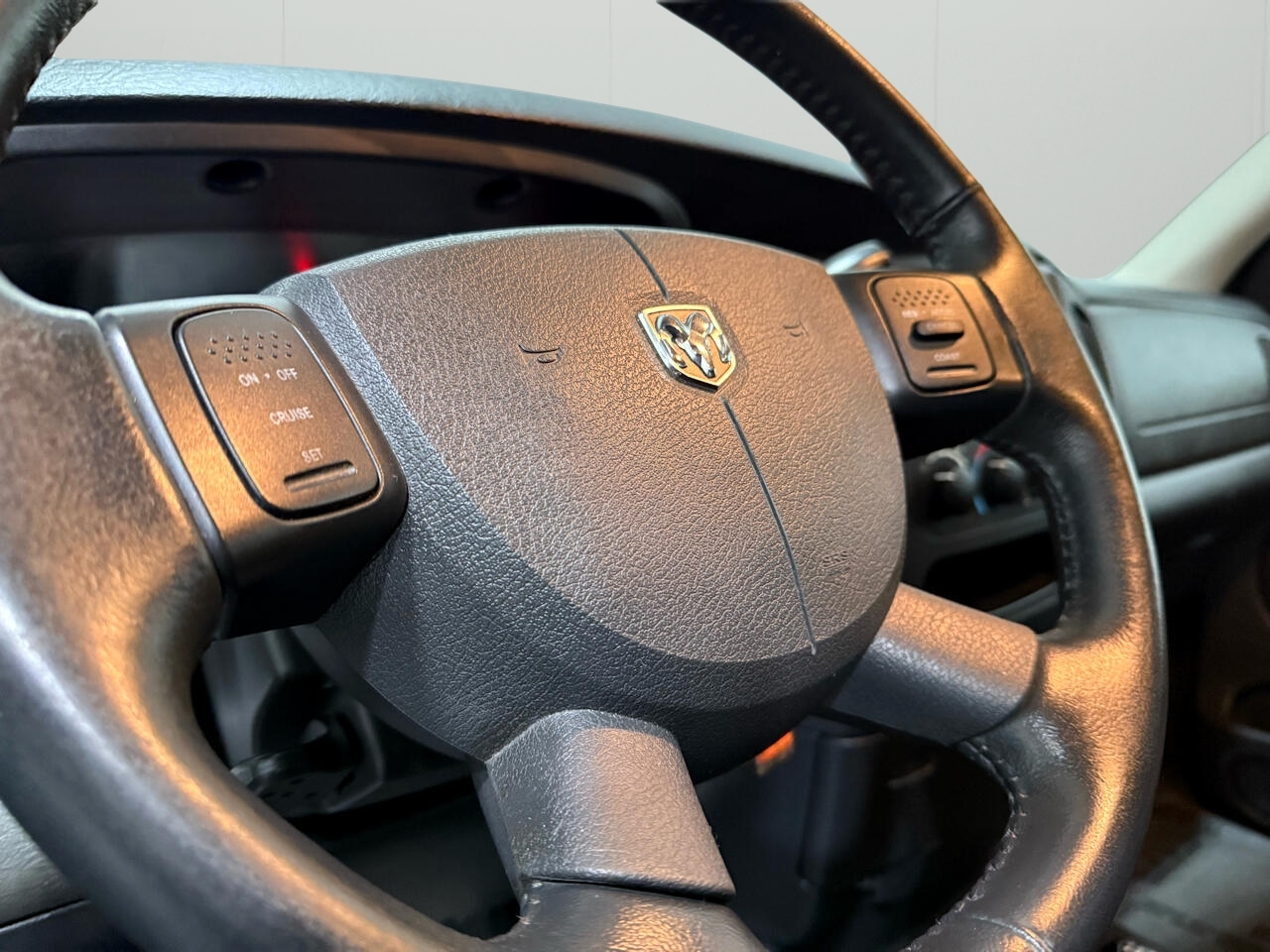 Dodge Ram 3500 ST Quad Cab Long Bed 4WD 2004