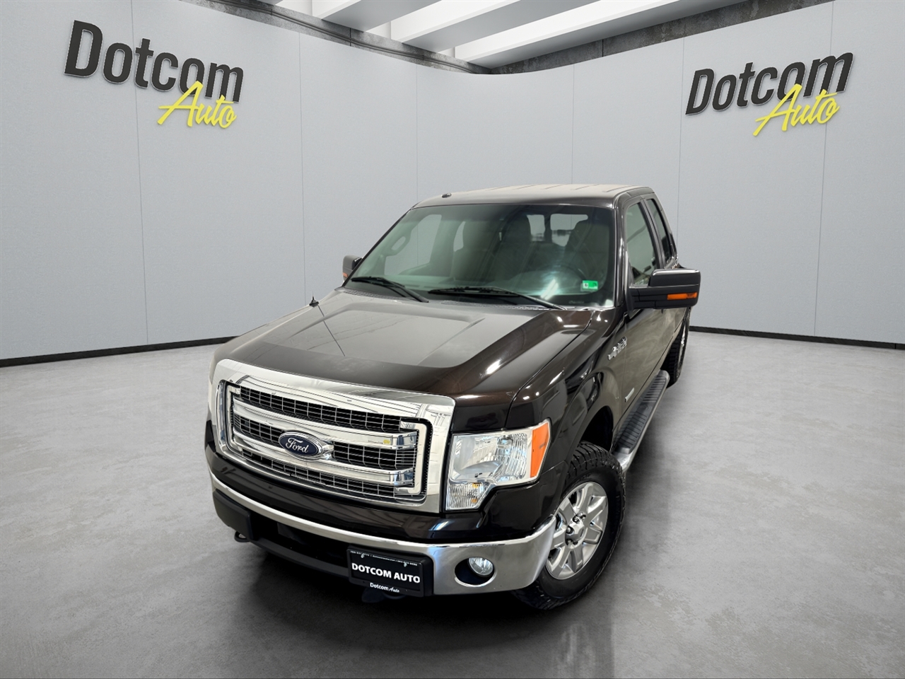 2013 Ford F-150 4WD SuperCab 145" XLT