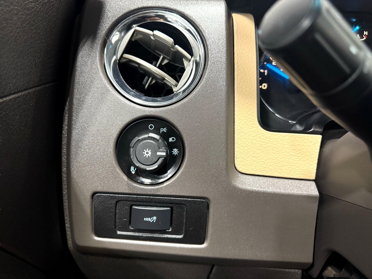 Ford F-150 4WD SuperCab 145" XLT 2013