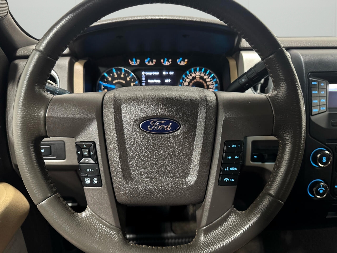 Ford F-150 4WD SuperCab 145" XLT 2013