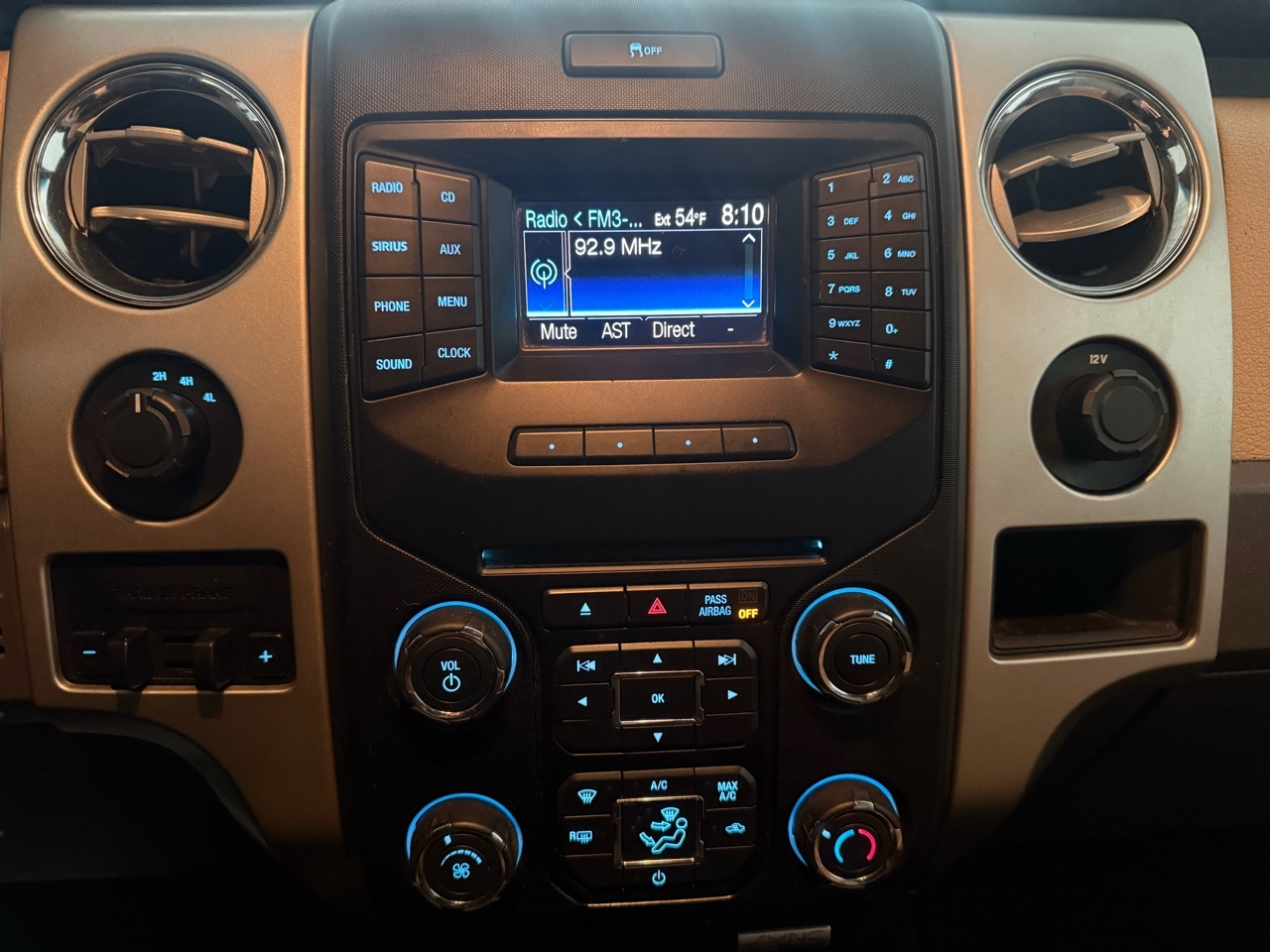 Ford F-150 4WD SuperCab 145" XLT 2013