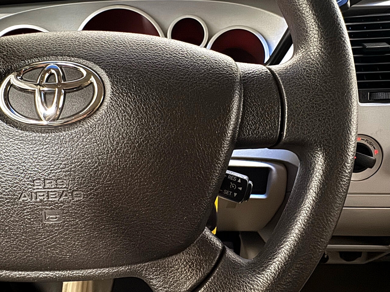 Toyota Tundra SR5 Double Cab 4.7L 4WD 2008