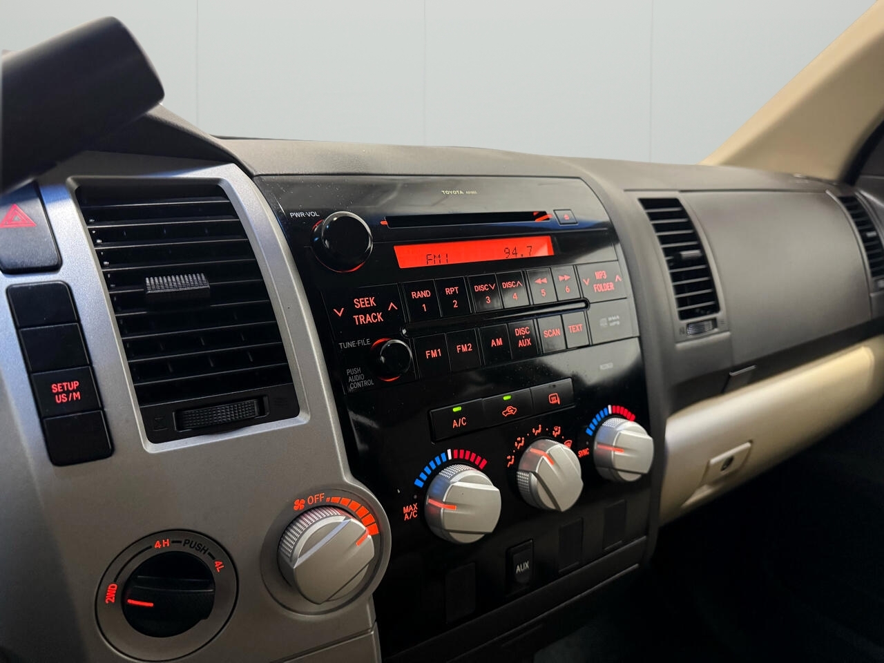 Toyota Tundra SR5 Double Cab 4.7L 4WD 2008