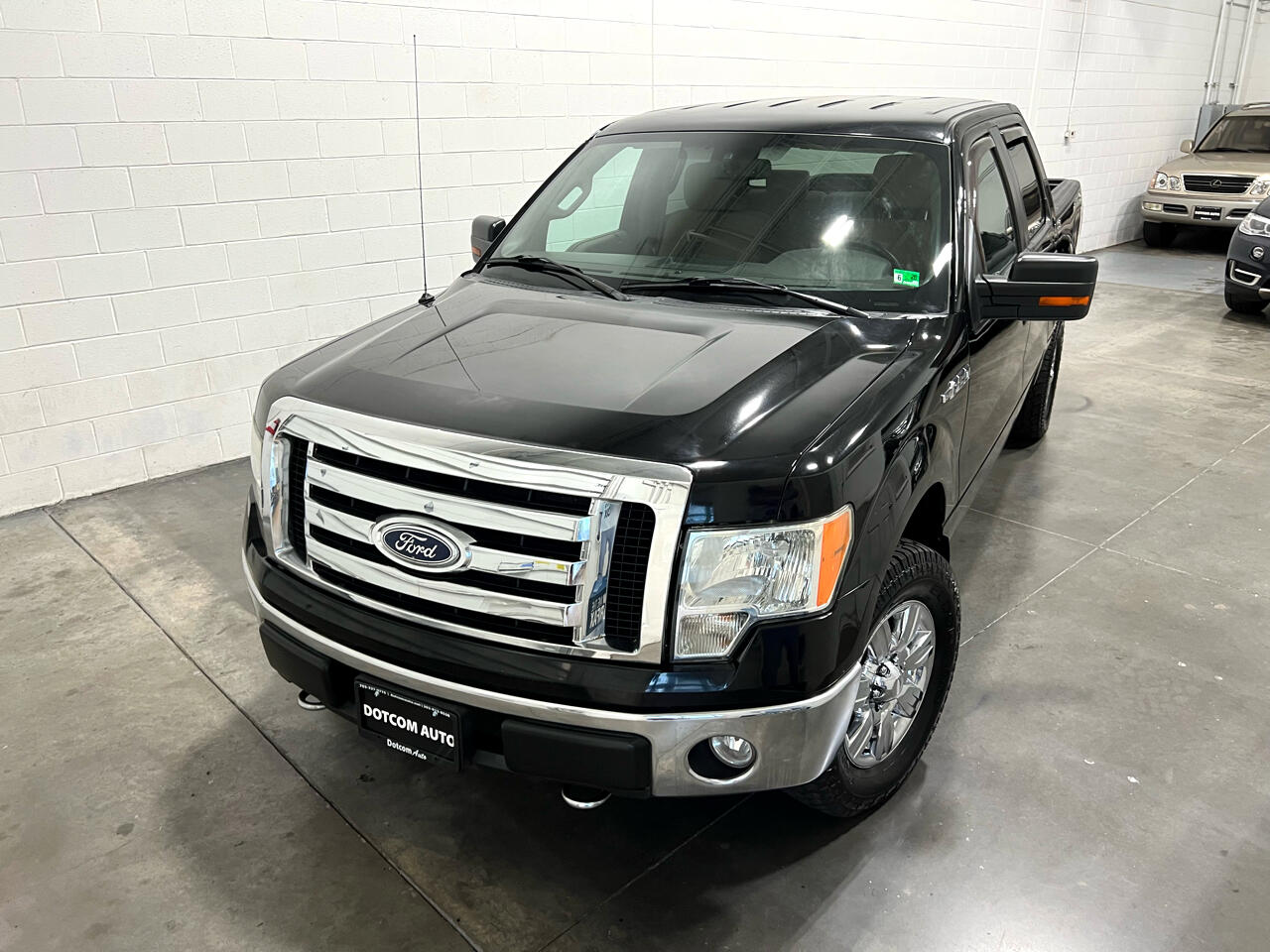 Ford F-150 XLT SuperCrew 6.5-ft. Bed 4WD 2009 Ford F-150 XLT SuperCrew 6.5-ft. Bed 4WD 2009