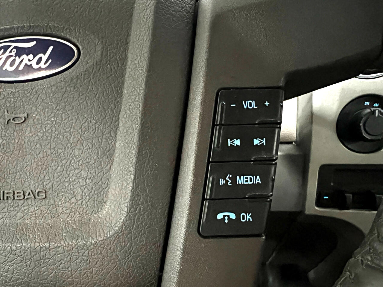 Ford F-150 XLT SuperCrew 6.5-ft. Bed 4WD 2009 Ford F-150 XLT SuperCrew 6.5-ft. Bed 4WD 2009