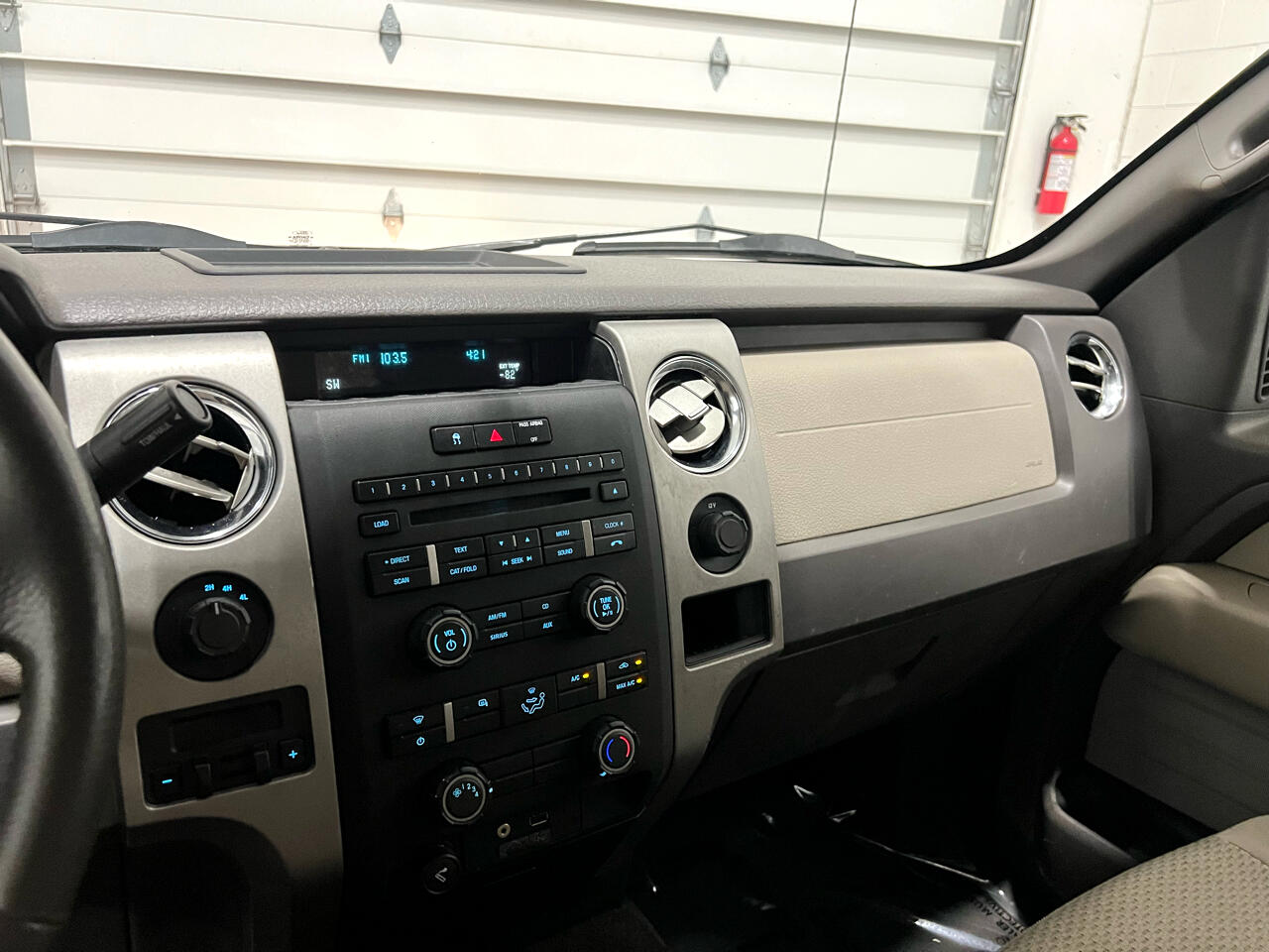 Ford F-150 XLT SuperCrew 6.5-ft. Bed 4WD 2009 Ford F-150 XLT SuperCrew 6.5-ft. Bed 4WD 2009