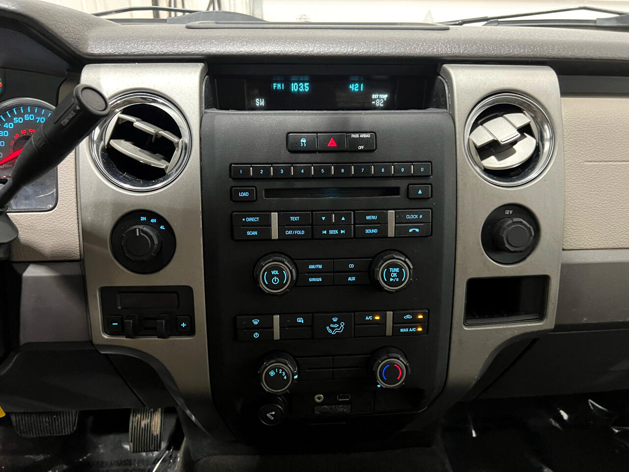 Ford F-150 XLT SuperCrew 6.5-ft. Bed 4WD 2009 Ford F-150 XLT SuperCrew 6.5-ft. Bed 4WD 2009