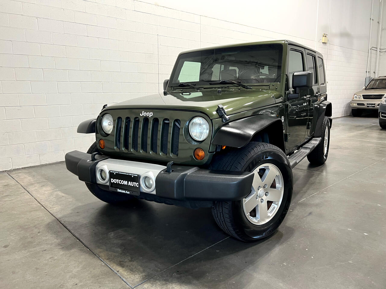 2008 Jeep Wrangler Unlimited Sahara photo 2