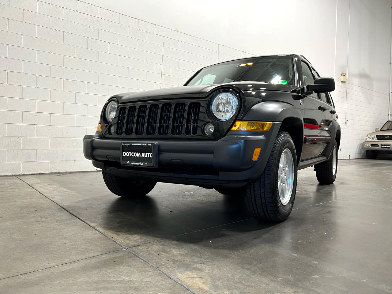 2006 Jeep Liberty Sport photo 2