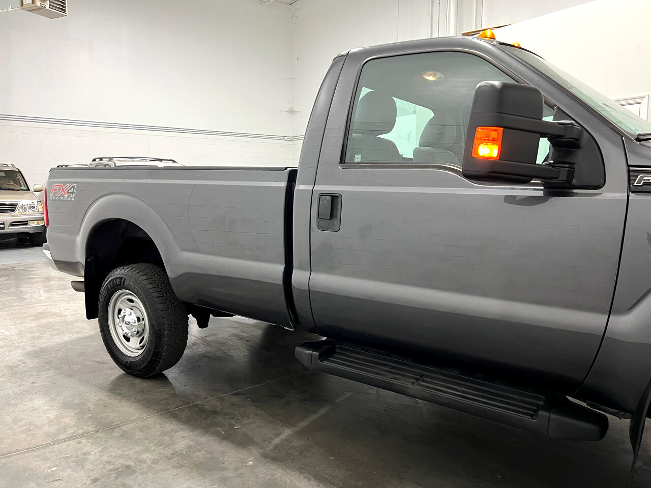 2015 Ford F-250 XLT photo 13