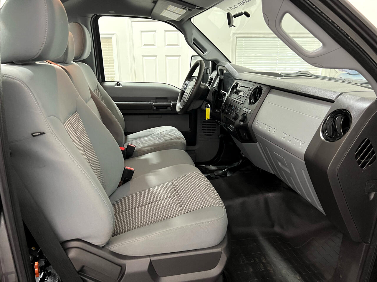 2015 Ford F-250 XLT photo 20