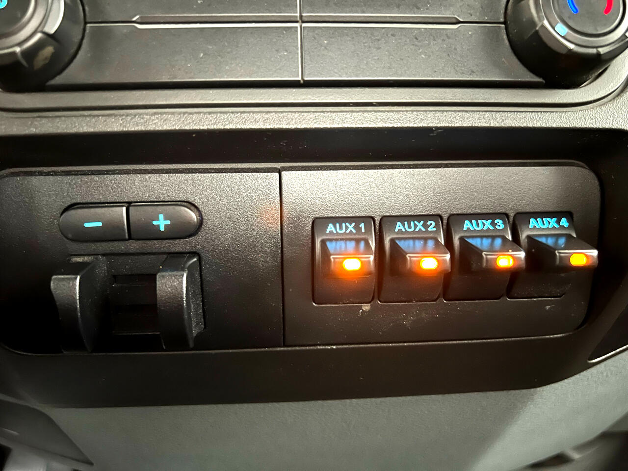 2015 Ford F-250 XLT photo 39