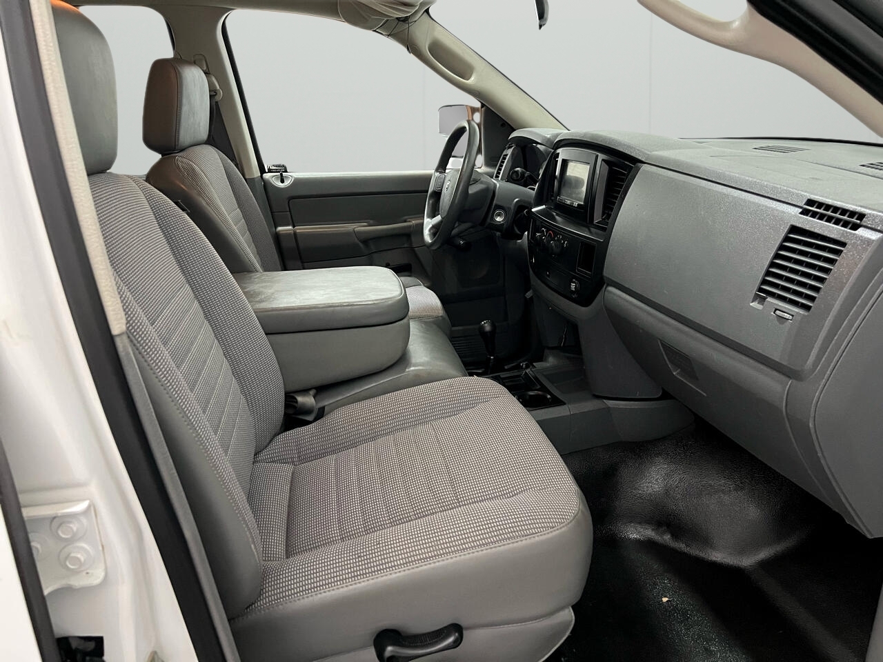 Dodge Ram 3500 ST Quad Cab LWB 4WD DRW 2008