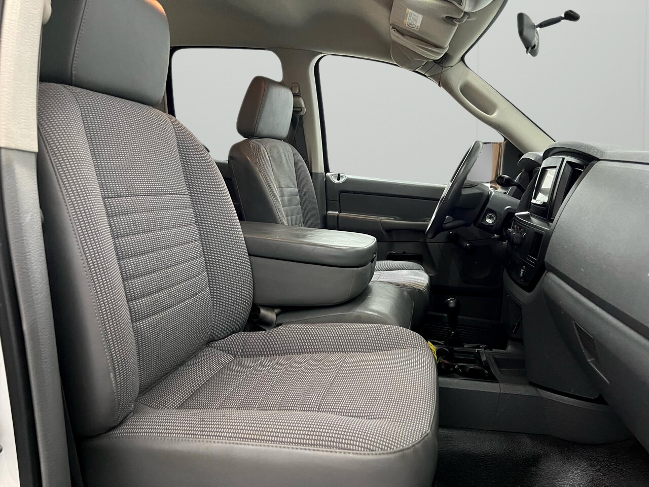 Dodge Ram 3500 ST Quad Cab LWB 4WD DRW 2008