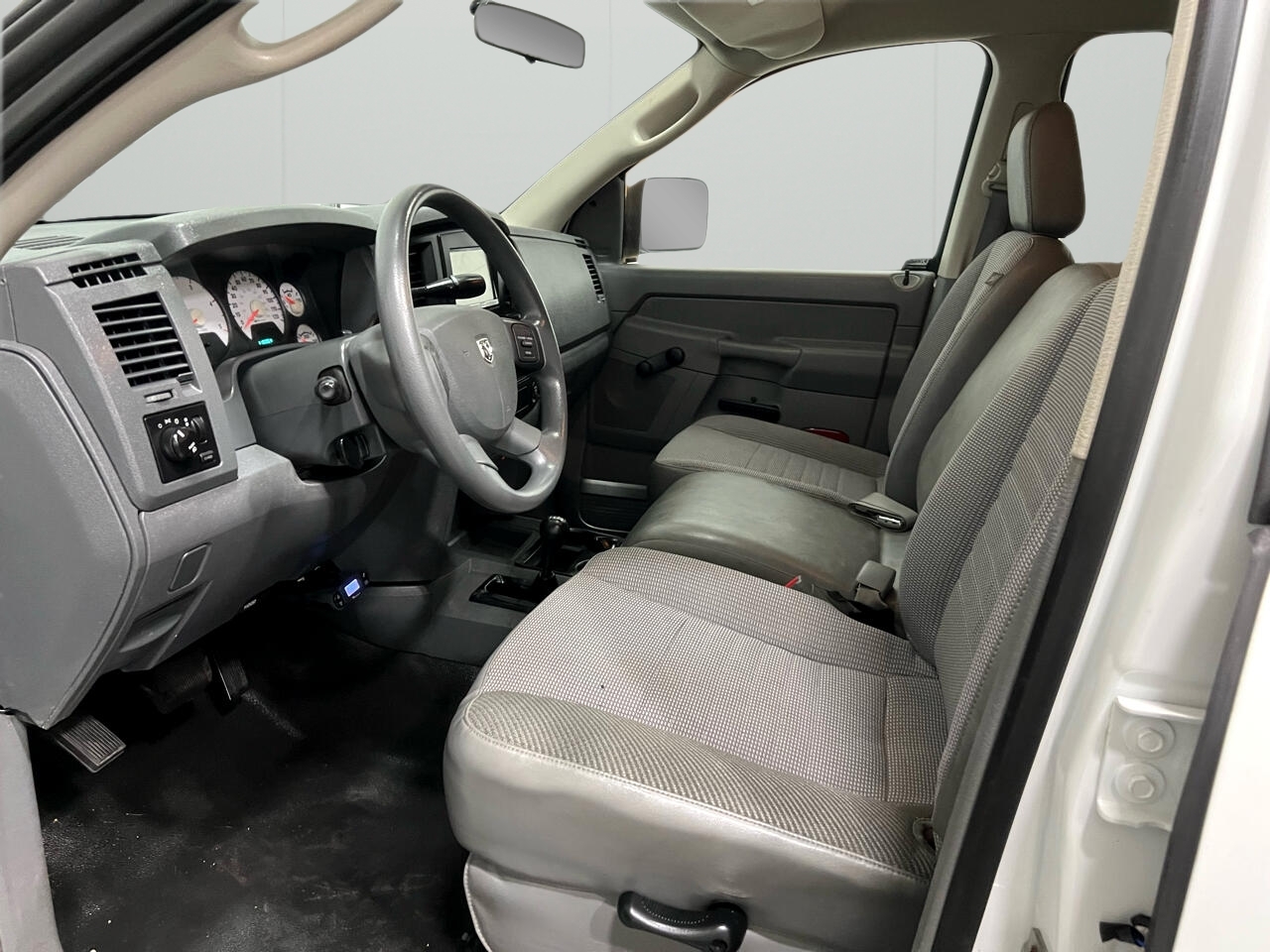 Dodge Ram 3500 ST Quad Cab LWB 4WD DRW 2008