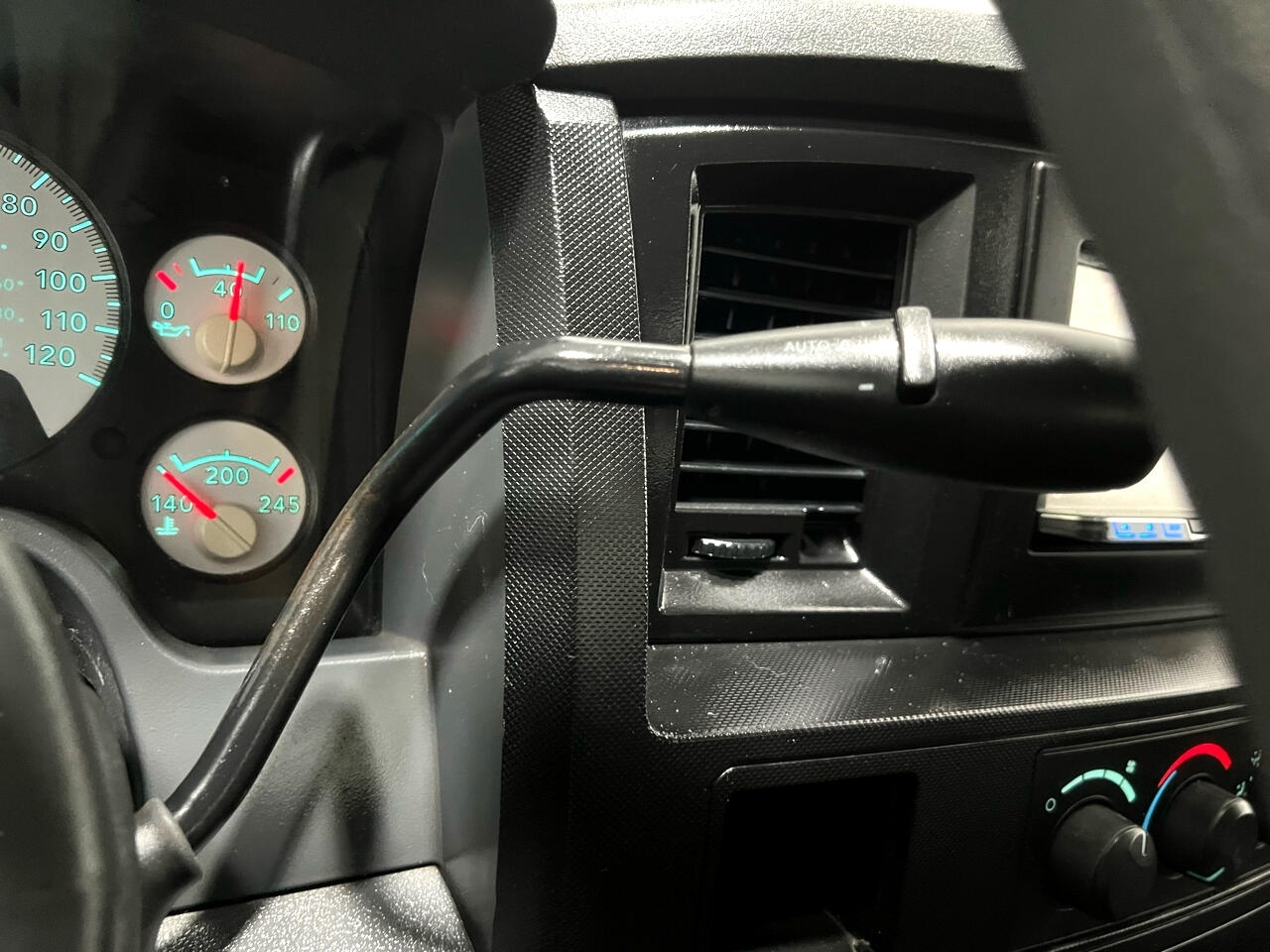 Dodge Ram 3500 ST Quad Cab LWB 4WD DRW 2008