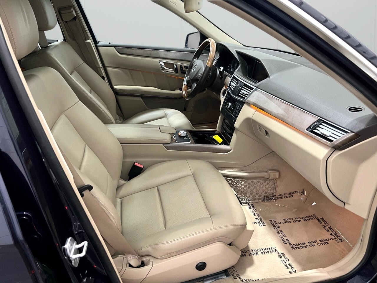 Mercedes-Benz E-Class Wagon E350 4Matic 2011