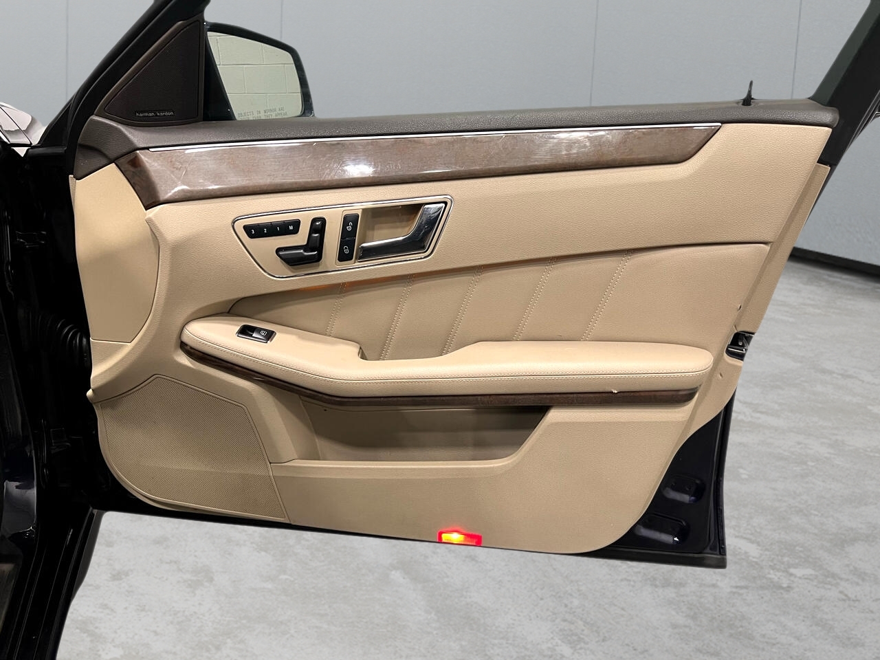 Mercedes-Benz E-Class Wagon E350 4Matic 2011