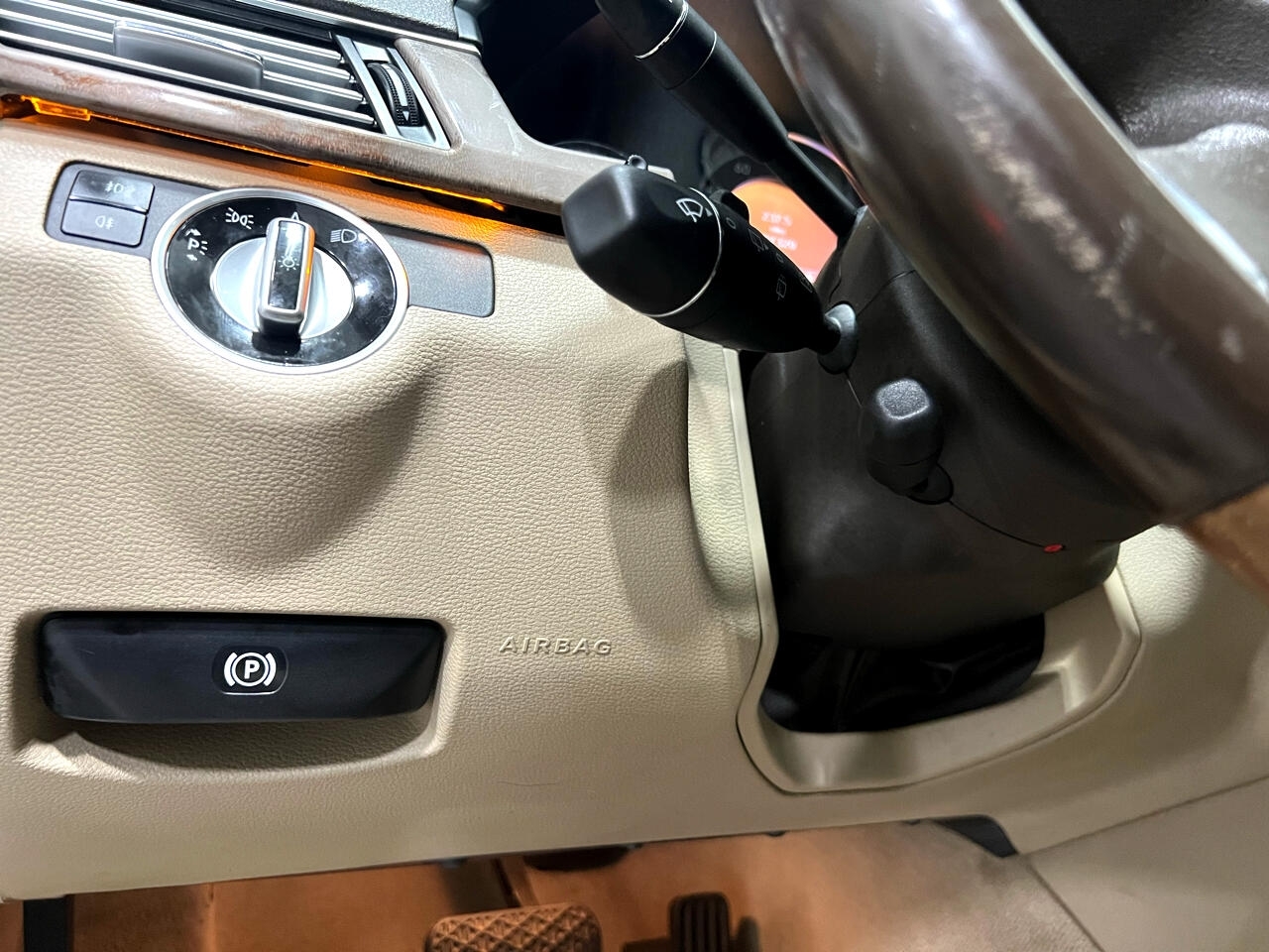 Mercedes-Benz E-Class Wagon E350 4Matic 2011