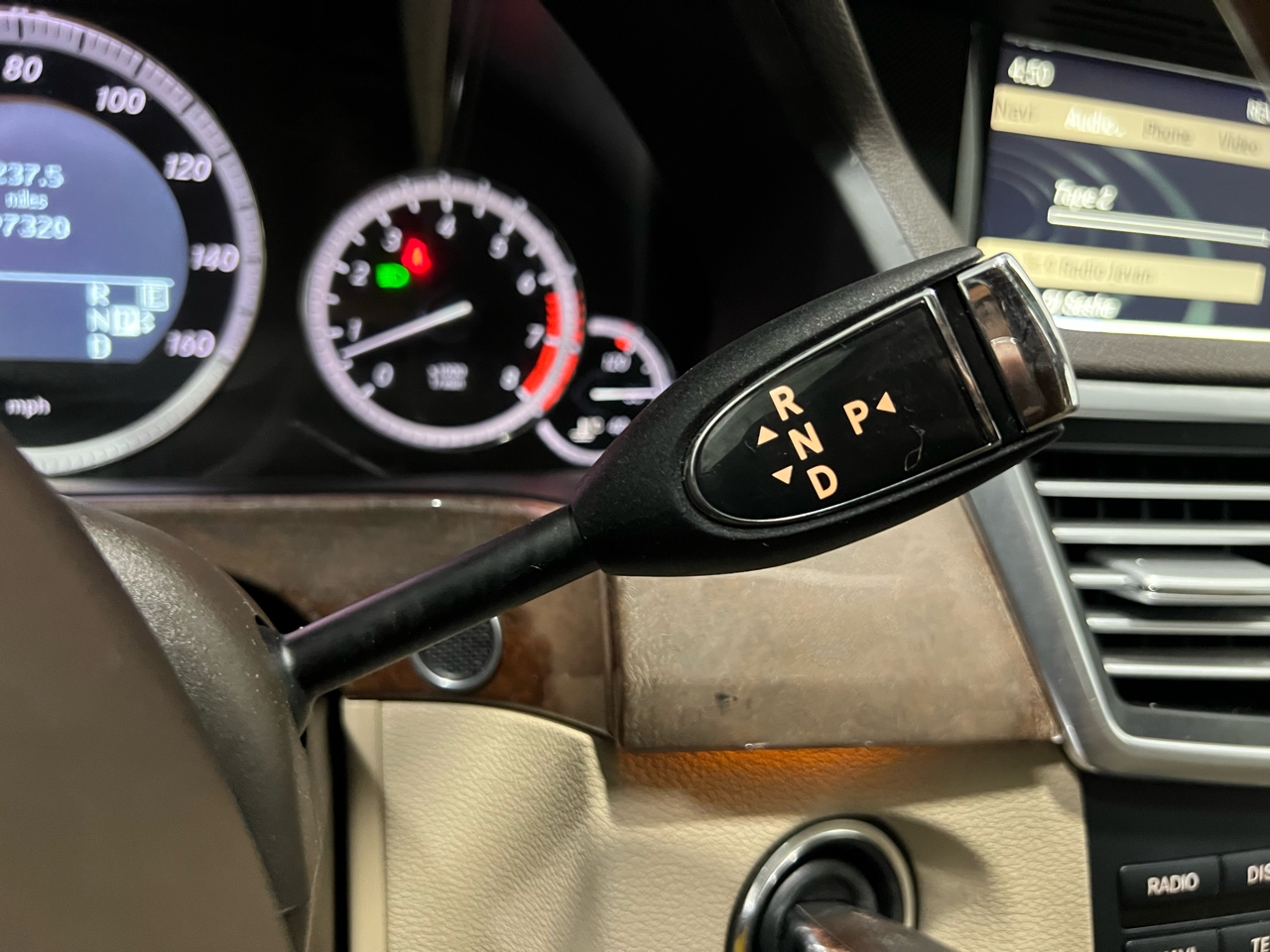 Mercedes-Benz E-Class Wagon E350 4Matic 2011