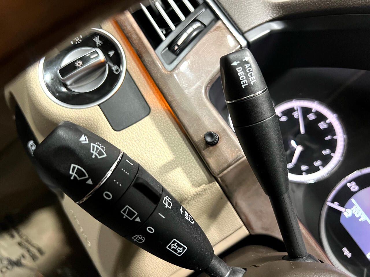 Mercedes-Benz E-Class Wagon E350 4Matic 2011