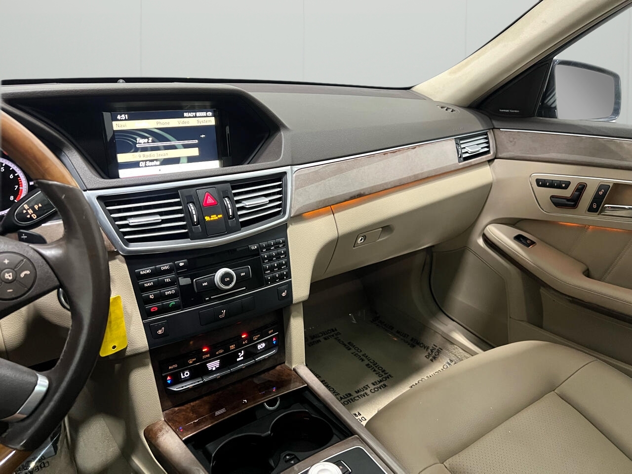 Mercedes-Benz E-Class Wagon E350 4Matic 2011