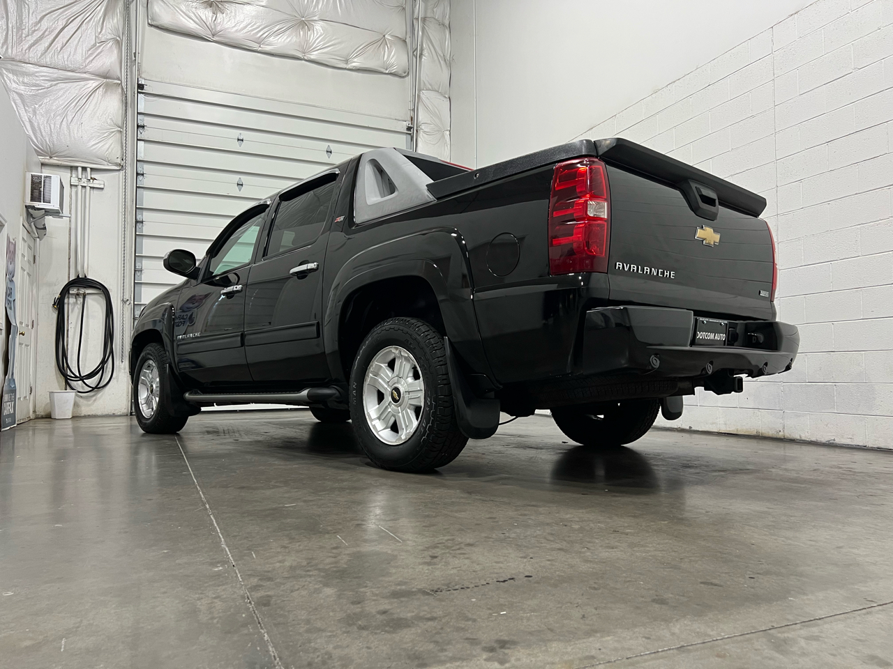 Chevrolet Avalanche LT 4WD 2010 Chevrolet Avalanche LT 4WD 2010